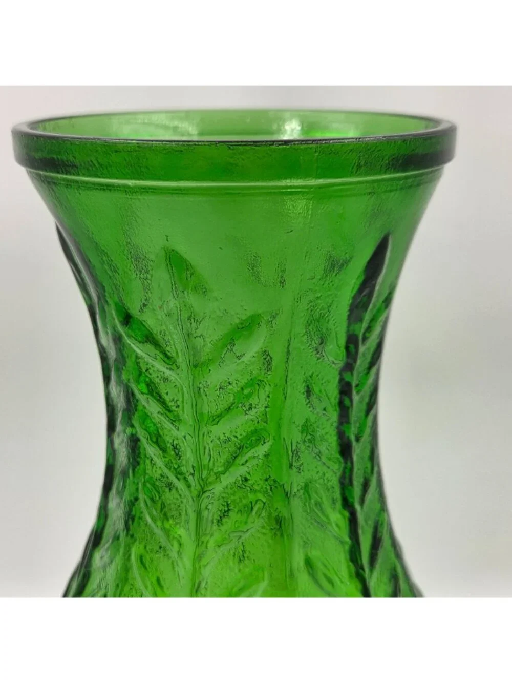 Vintage FTD 1970s-1980s Emerald Green Glass Vase Oak Leaf Design